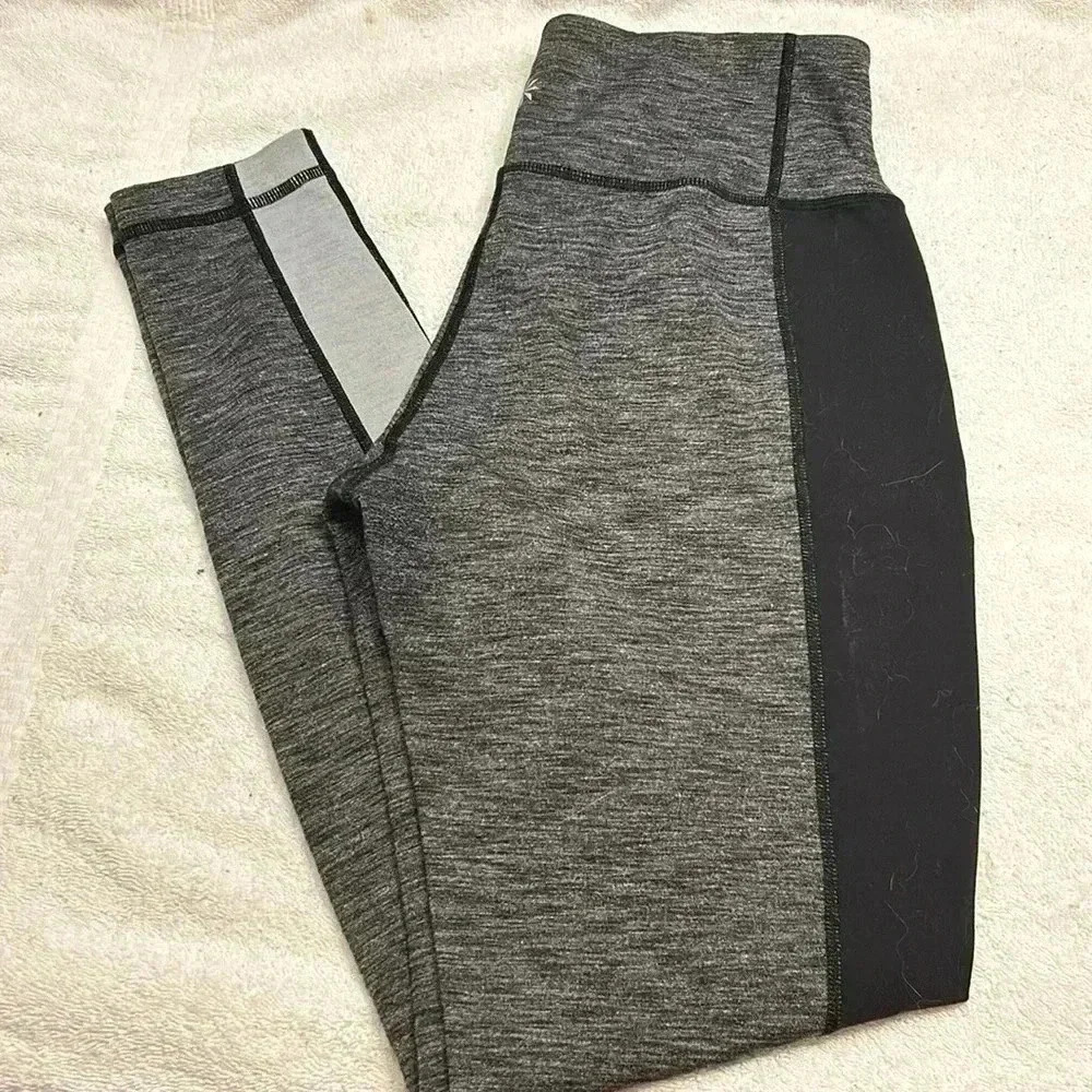 27. Athleta Woman Leggings Size Small